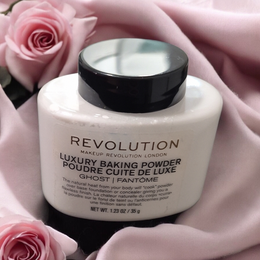 Revolution Luxury Baking Powder